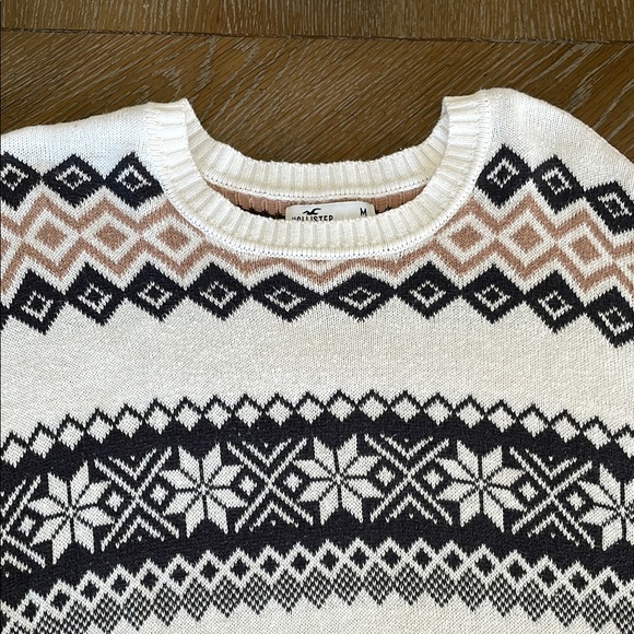 Hollister Fair Isle Print Sweater - Picture 4 of 8